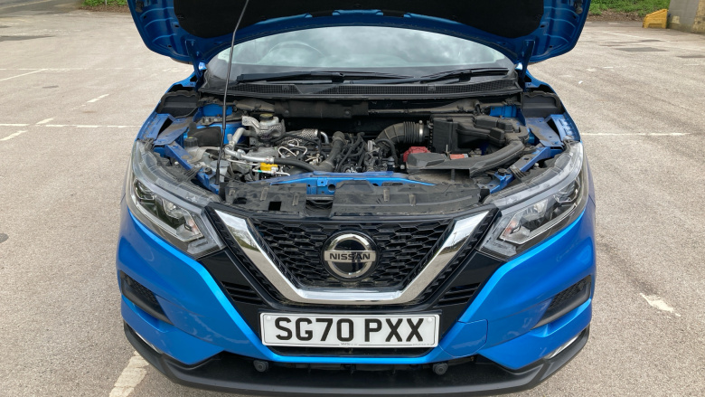 Nissan Qashqai 1.3 DiG-T 160 Acenta Premium 5dr Petrol Hatchback